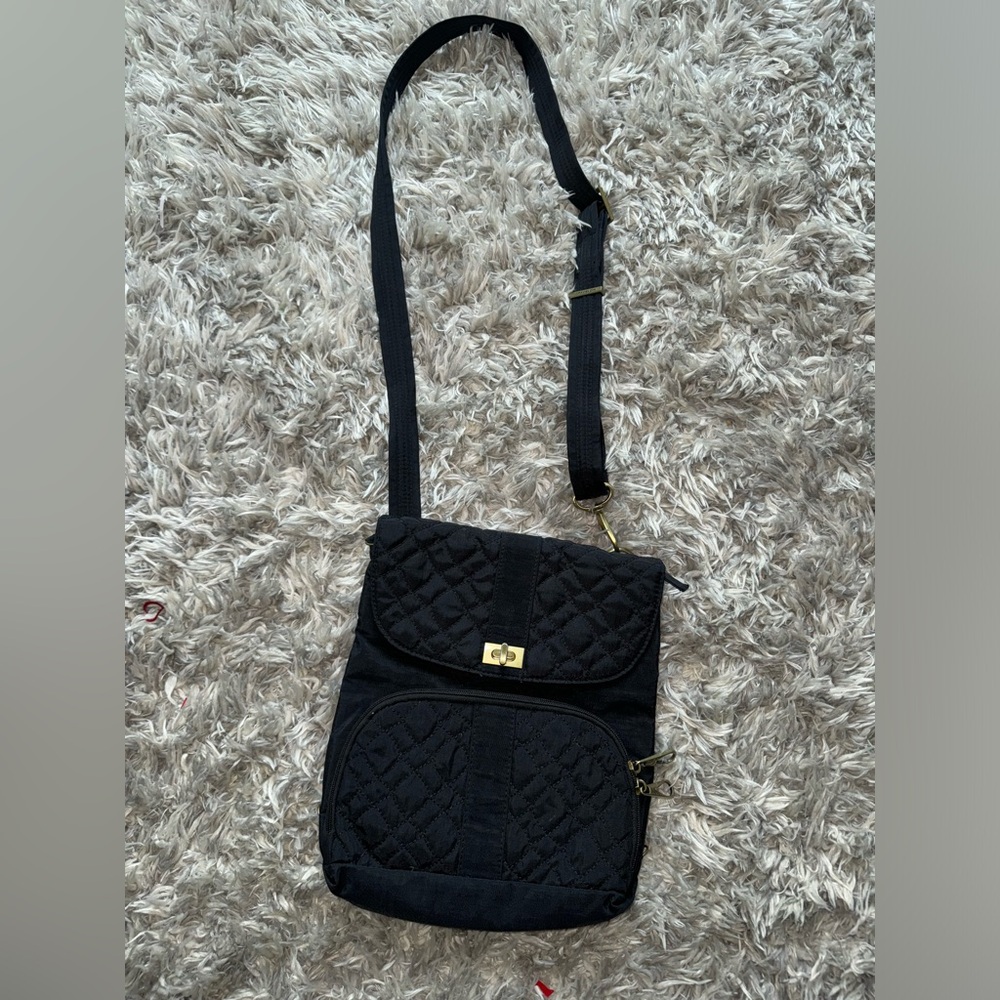 Traveling crossbody purse